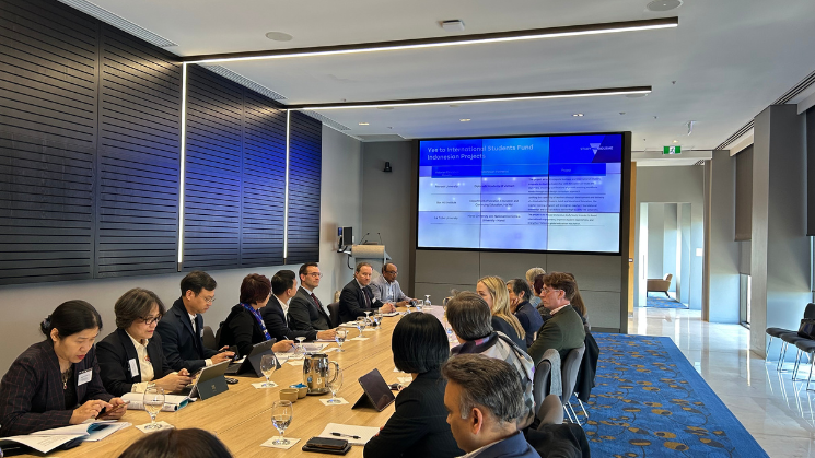 Victorian university roundtable with Vietnam’s Ministry of Education and Training (MOET) delegation