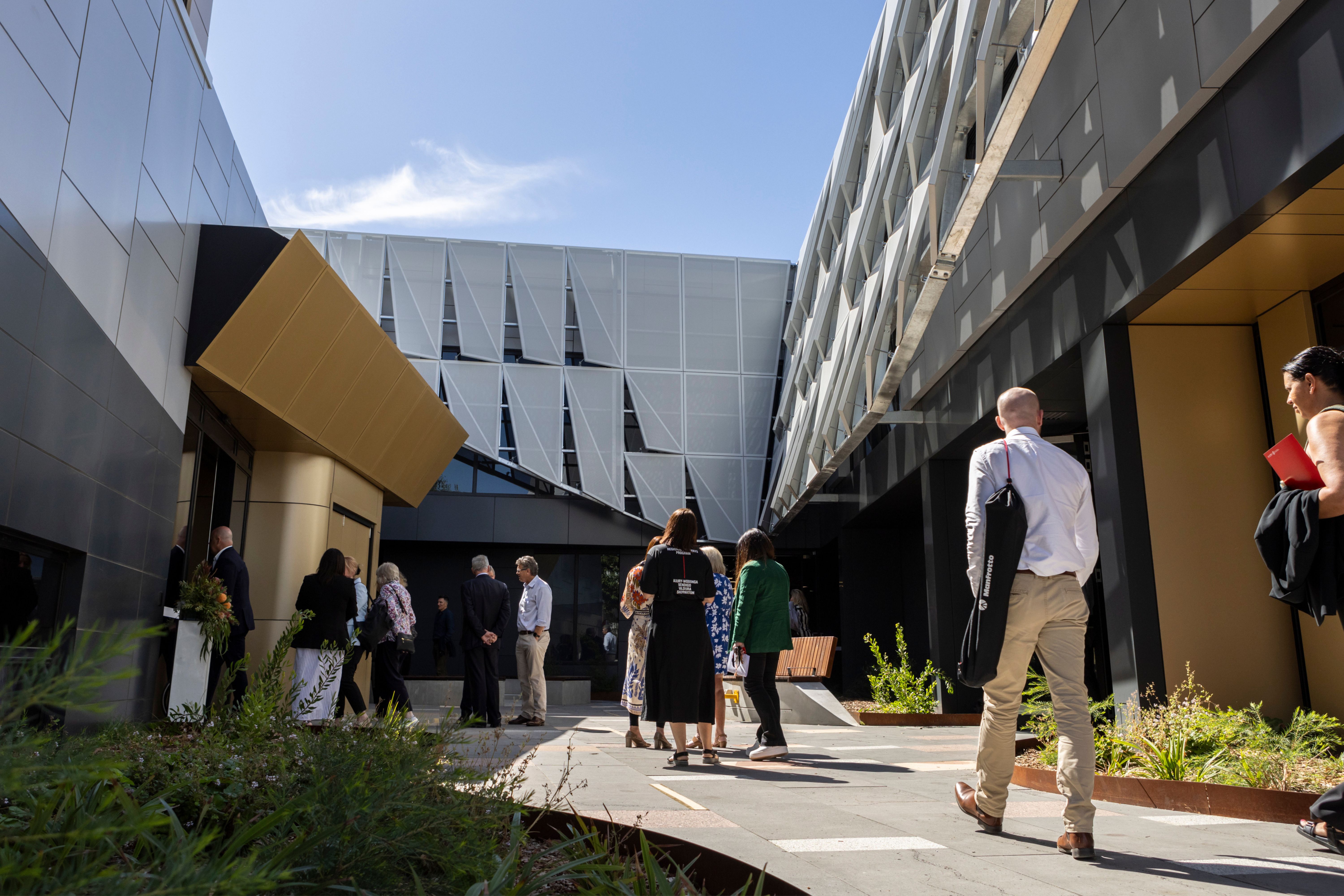 Students walking on campus in Shepparton