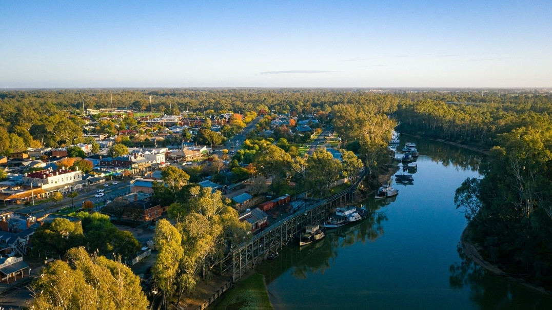 Paddle steamer on the Murray River at the Port of Echuca